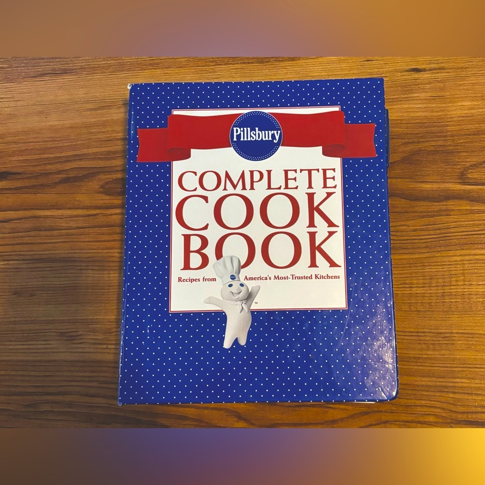 Pillsbury Complete Cook Book